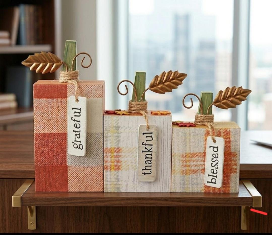 Autumn-Inspired Wooden Block Décor Set