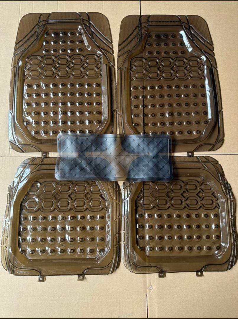 TRANSPARENT BLACK RUBBER CARPETS